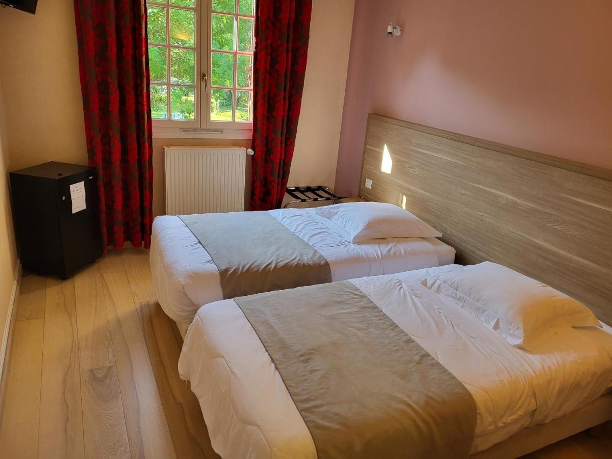 Hotel La Flambee แบร์เฌอรัก ภายนอก รูปภาพ