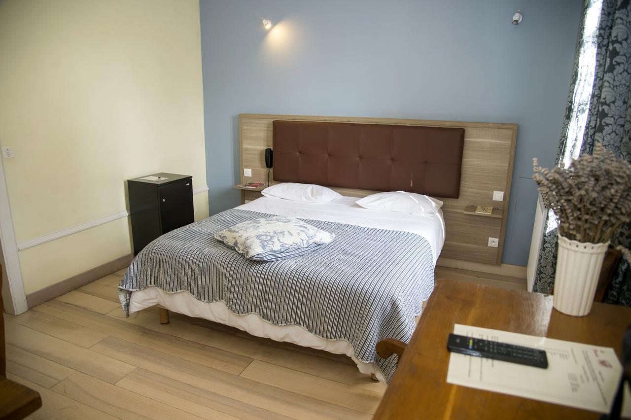 Hotel La Flambee แบร์เฌอรัก ภายนอก รูปภาพ
