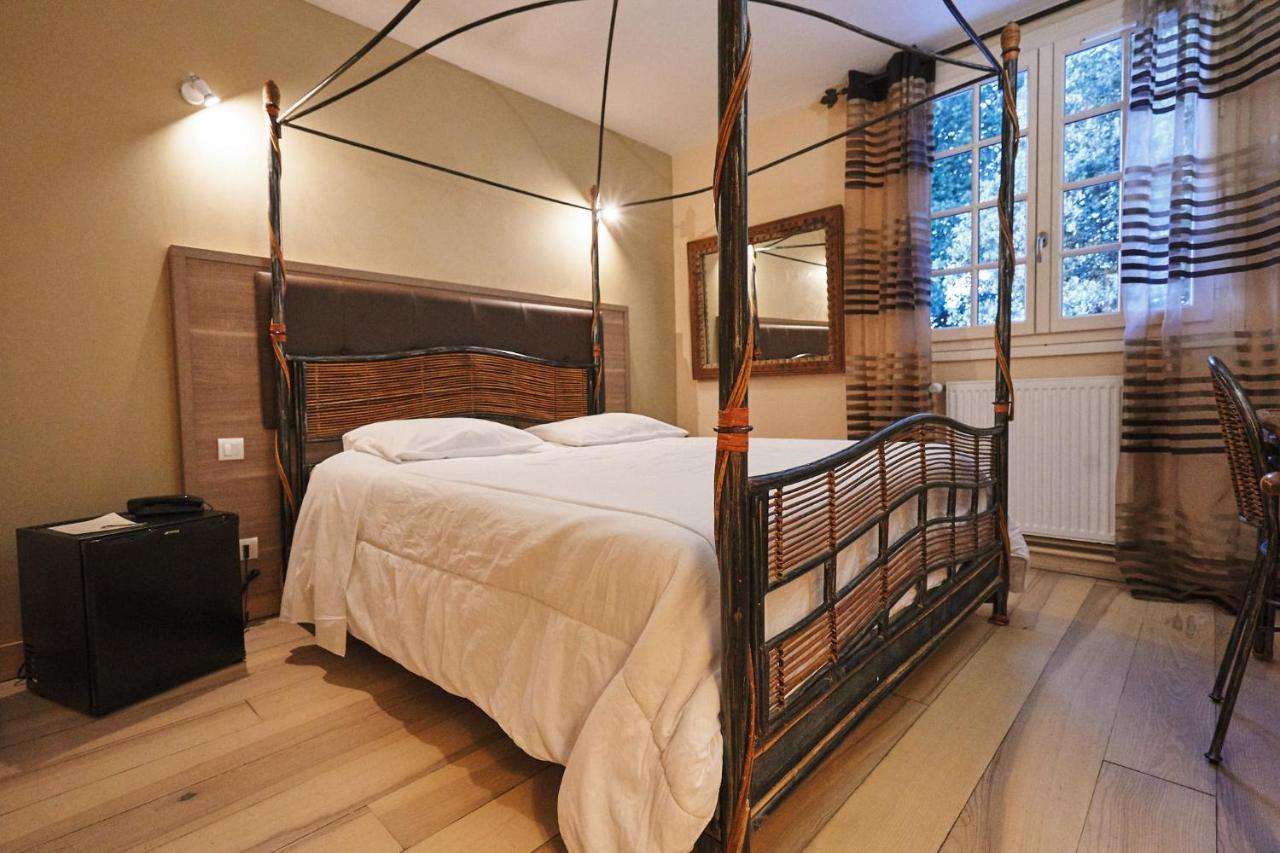 Hotel La Flambee แบร์เฌอรัก ภายนอก รูปภาพ